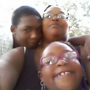 Meet your Posher, Shakithia